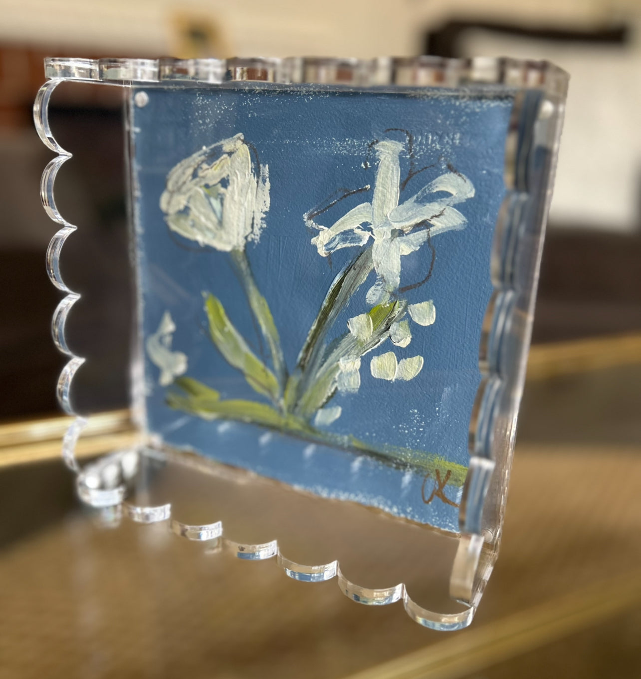 Scallop Acrylic Tray Floral IV